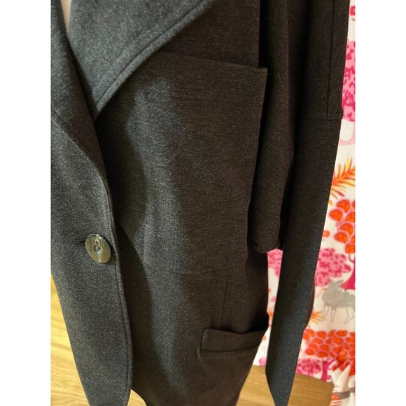 CAbi Lisbon ponte knit jacket in EUC. Size L. - Picture 2 of 9